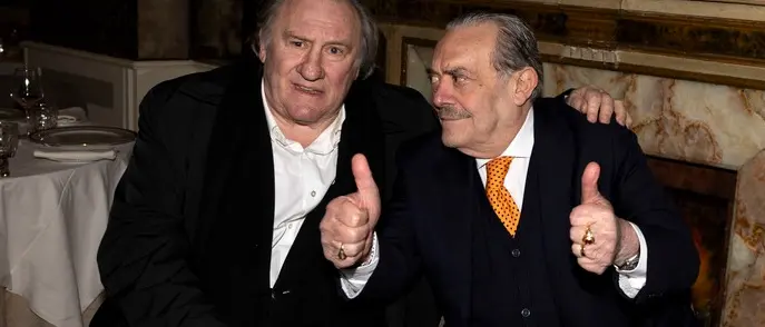 Pace fatta tra il re dei paparazzi Barillari e Depardieu: «Ci siamo abbracciati come due ragazzini»\n