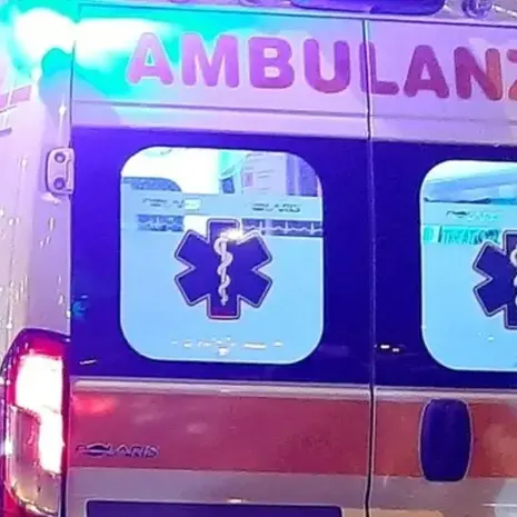 Tragedia sulla 106, un morto nello scontro tra due auto nei pressi dello svincolo di Montepaone