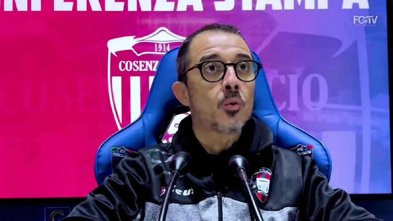 Cosenza-Crotone 0-2, Longo esalta il carattere:\u00A0«Abbiamo ritrovato cattiveria e voglia»\n