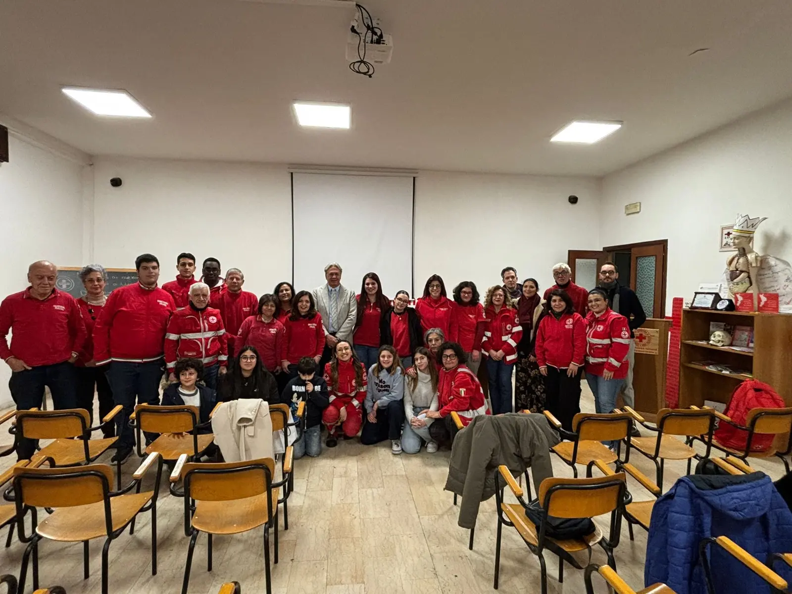 \u00A0\u00A0La Croce Rossa di Reggio apre uno spazio di ascolto e responsabilità condivisa per famiglie e ragazzi\n