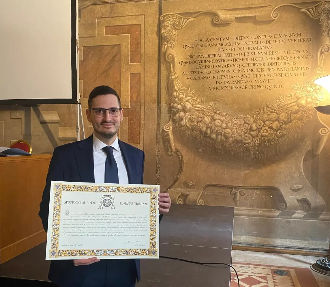 Dal cuore della Calabria alla Rota Romana, il primato di Gino Gatto: il più giovane Avvocato Rotale consacrato al mondo\n