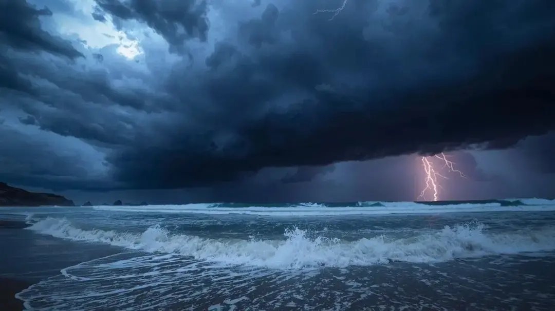 Meteo Cosenza, nuovo ciclone in arrivo. Stavolta la minaccia è per la costa tirrenica cosentina\n