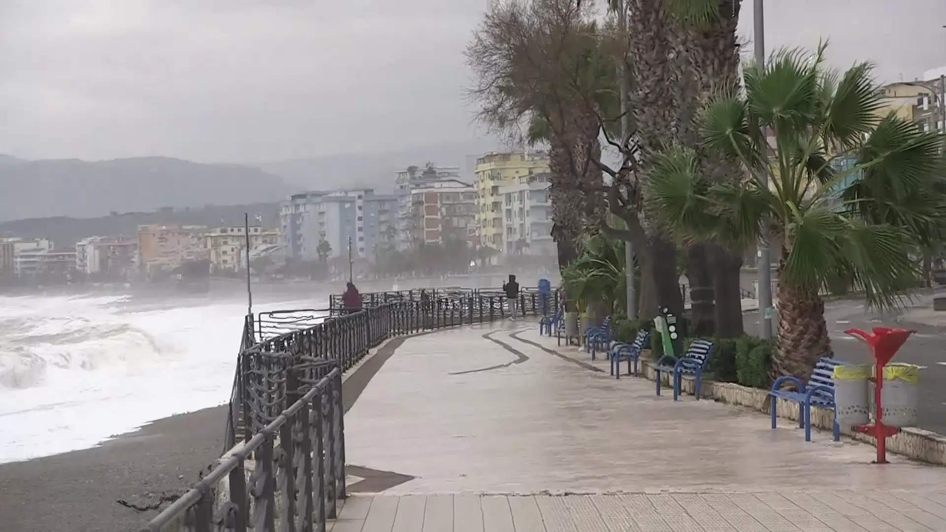 Allerta rossa, De Rosa: «Poche criticità finora nel Catanzarese. Ma usate sempre la massima cautela»