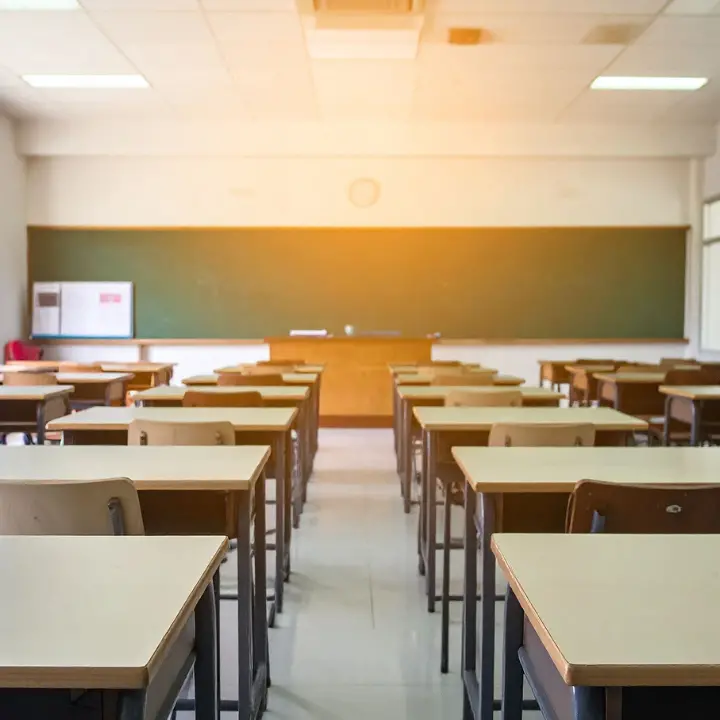 Scuole chiuse in Calabria\u00A0anche domani per l’allerta meteo, ecco dove non suonerà la campanella –\u00A0LIVE