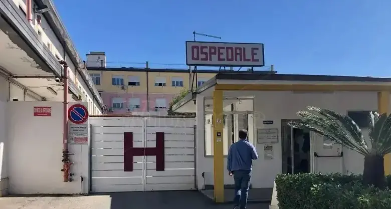 Tragedia a\u00A0Vibo Valentia, bimba di due anni e mezzo muore\u00A0soffocata da un wurstel\n