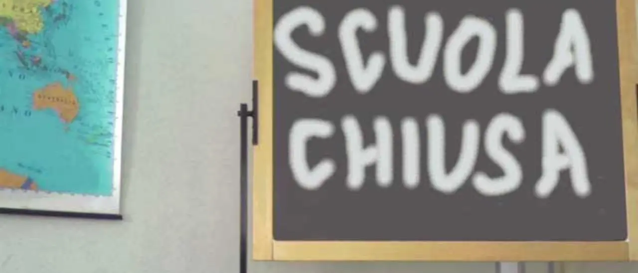 Allerta meteo rossa: anche domani scuole chiuse a Reggio Calabria,\u00A0firmata l’ordinanza\n