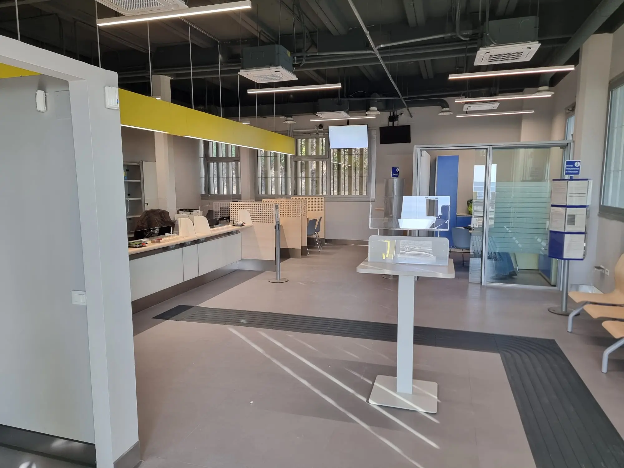 Belvedere marittimo, di nuovo operativo lo sportello postale “Polis” della frazione marina\n