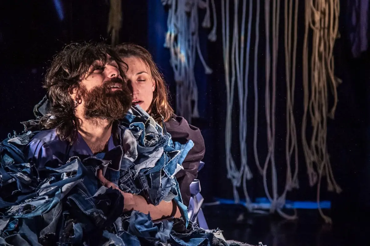 La Casa dei Racconti 2026: teatro e musica per il presente\n