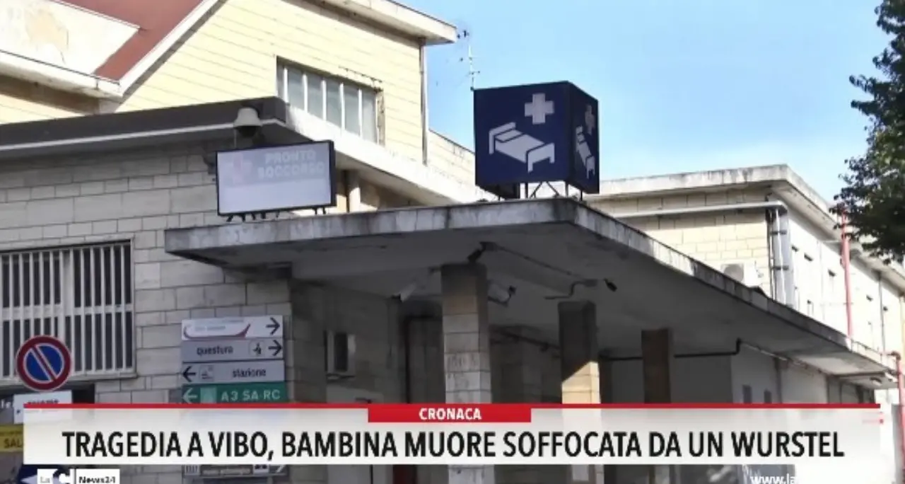 Tragedia a Vibo, bambina muore soffocata da un wurstel