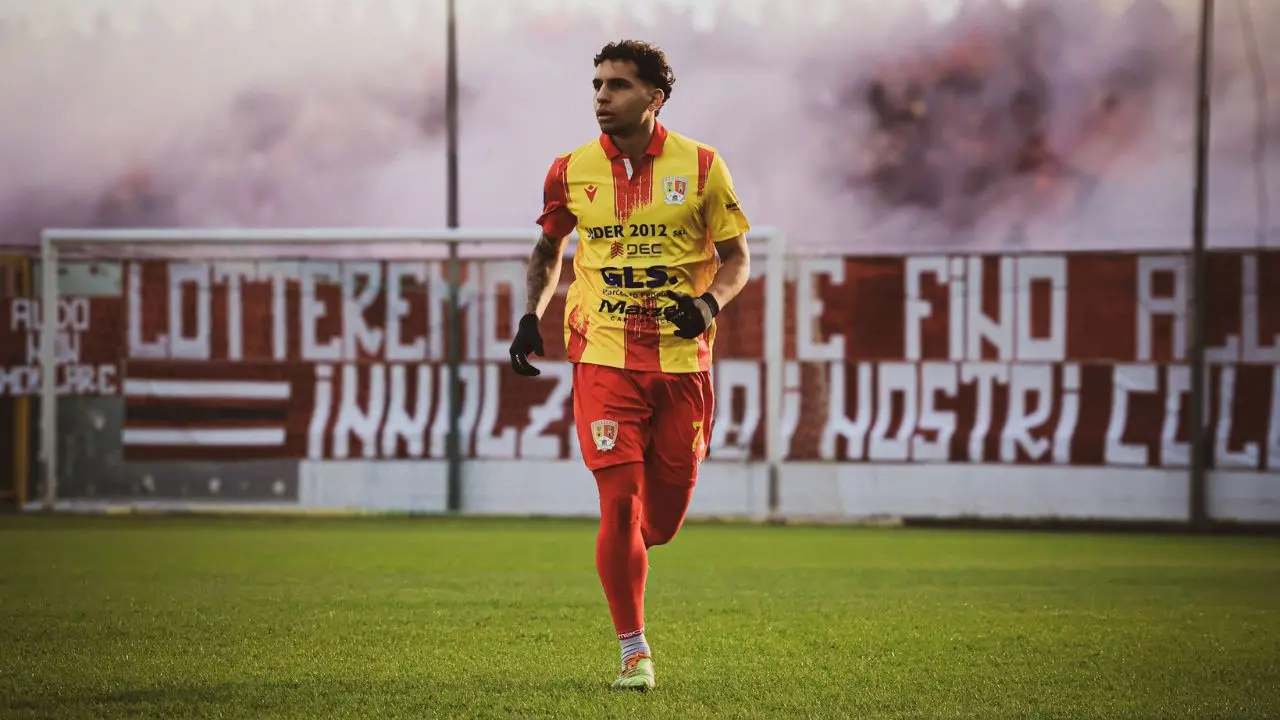 Verso Vibonese-Sambiase, un derby nel derby per Cosmano: «Dispiace vederli in difficoltà ma si risolleveranno»\n