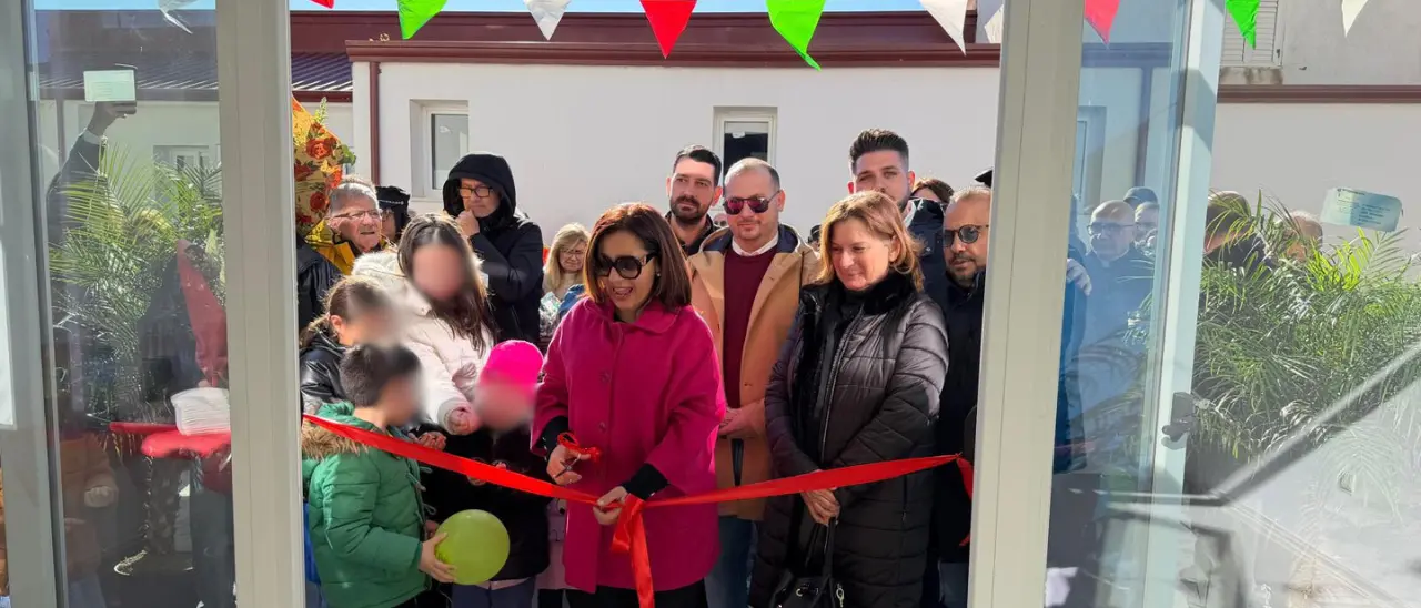 Isola Capo Rizzuto, inaugurato il Polo d’infanzia finanziato con 1,4\u00A0milioni del Pnrr e che ospiterà 50 bambini\n