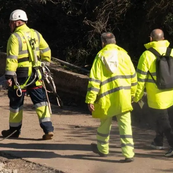 Spagna, deraglia un altro treno: morto il macchinista, almeno 30 feriti\n