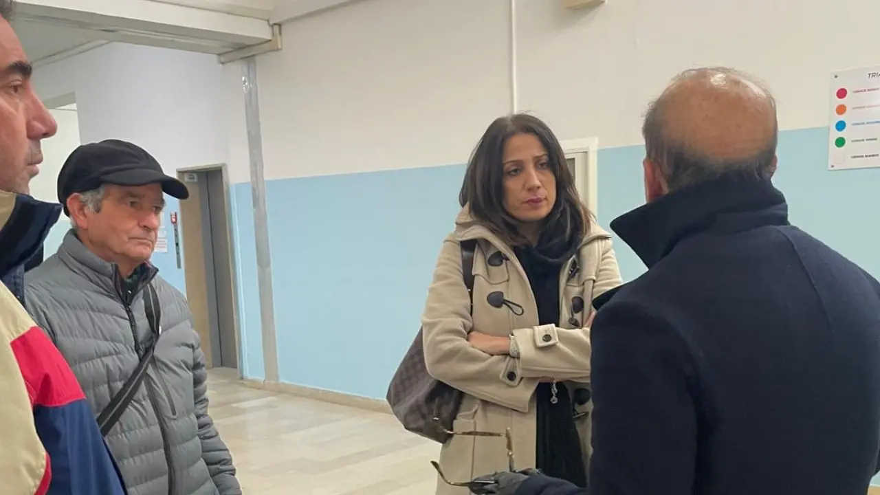 Ospedale Cariati, Scutellà (M5S): «La Regione lo ha riaperto\u00A0senza adeguare la rete dei laboratori»\n