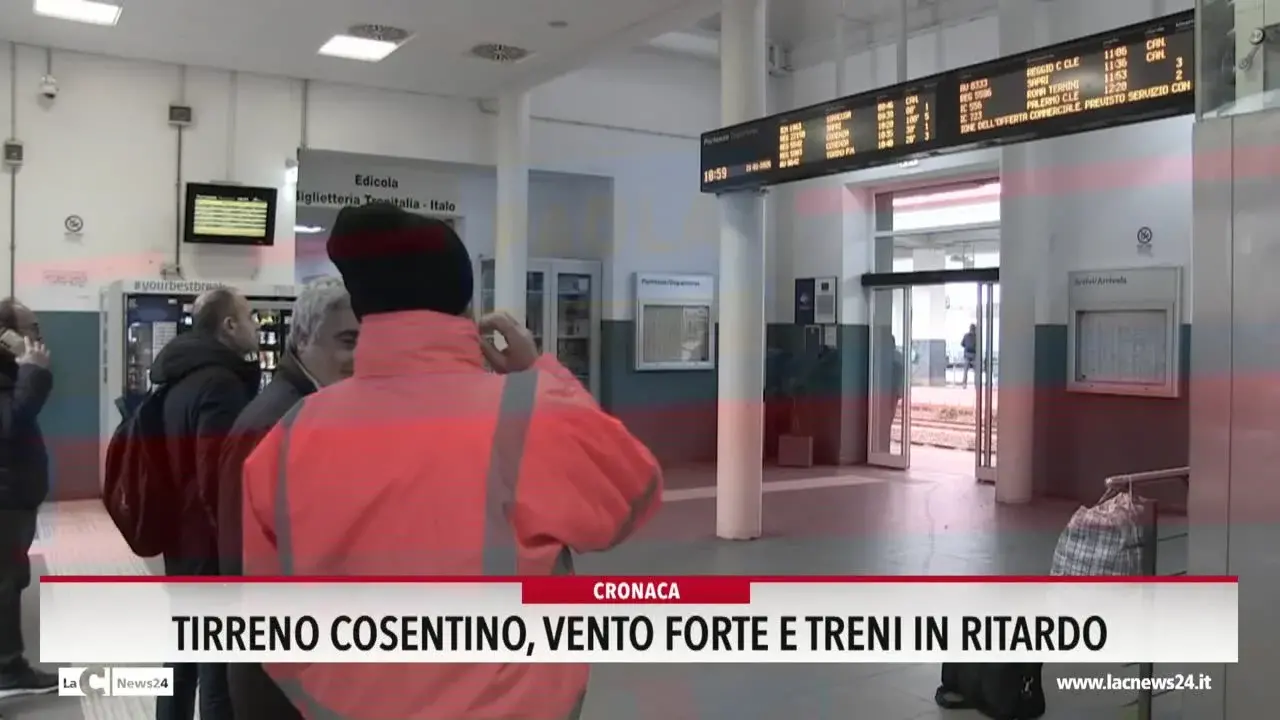 Tirreno cosentino, vento forte e treni in ritardo