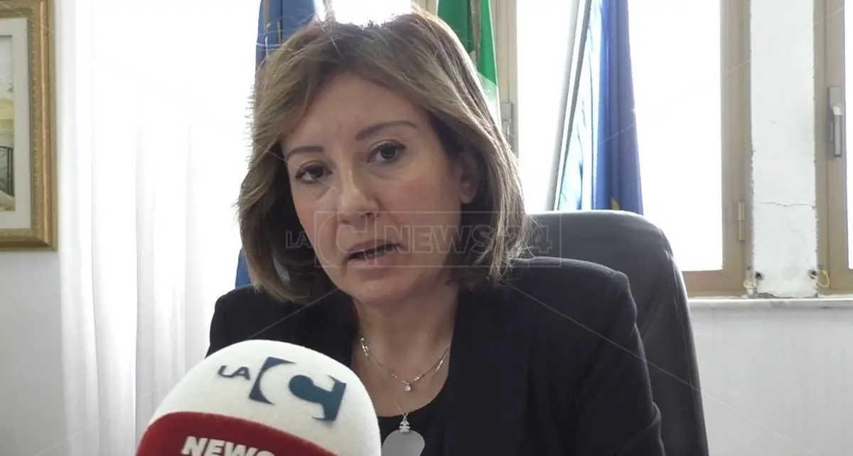 Siderno, il sindaco Fragomeni: « Risveglio triste, deliberata\u00A0la richiesta di riconoscimento dello stato di calamità naturale»\n