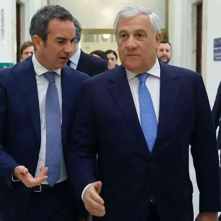 Forza Italia, Occhiuto fa un passo indietro: «Non mi candiderò al congresso, Tajani va benissimo»