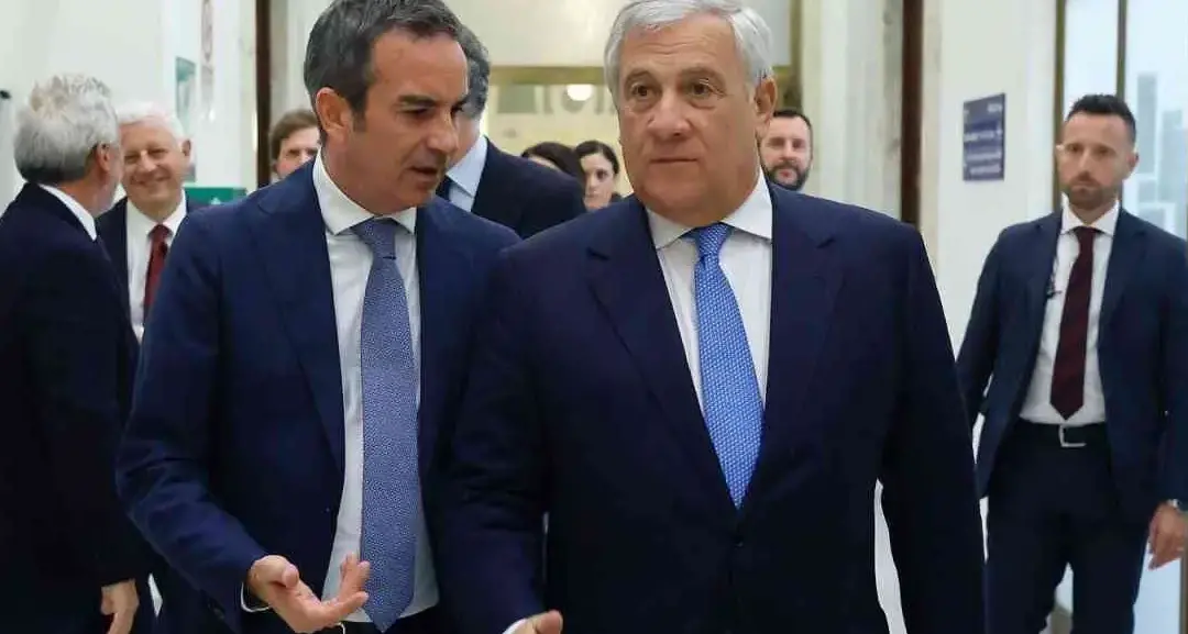 Forza Italia, Occhiuto dalla scalata alla ritirata: «Non mi candiderò al congresso, Tajani va benissimo»\n