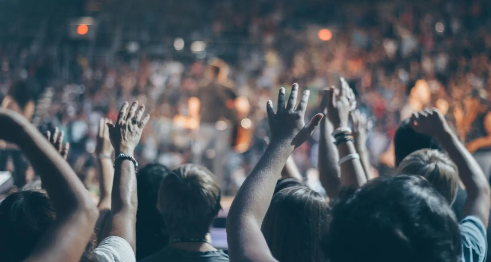 La quiete (ma non troppo) dopo la tempesta, a Reggio e provincia riparte la movida\n