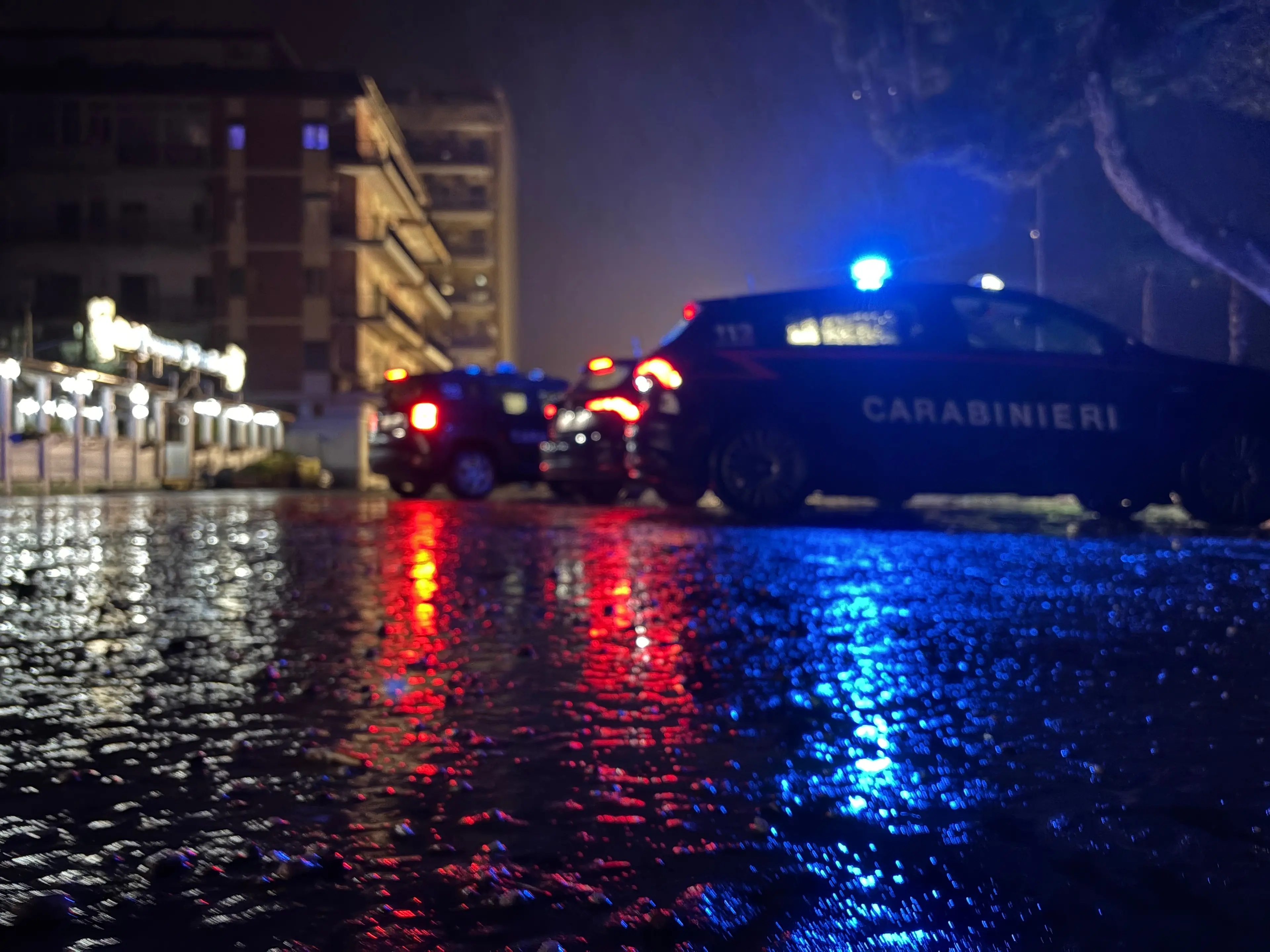Il ciclone Harry devasta Catanzaro: centinaia di persone evacuate (anche) grazie ai Carabinieri