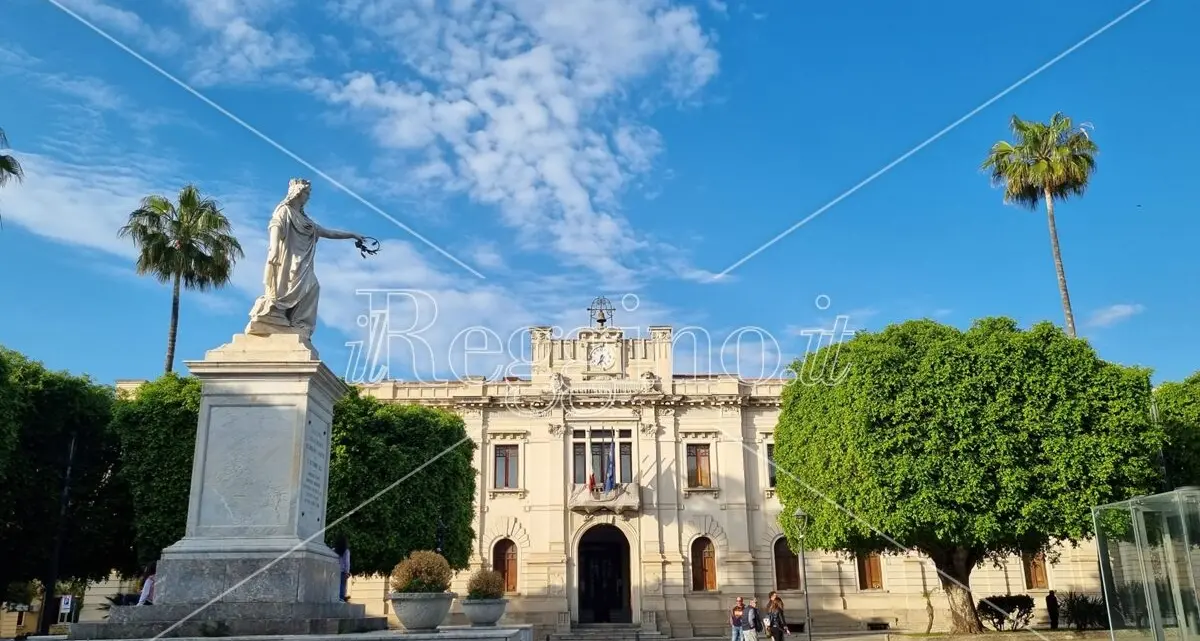 Insegne a led,\u00A0Tripodi: «Norme chiare e moderne nel rispetto del paesaggio urbano»\n