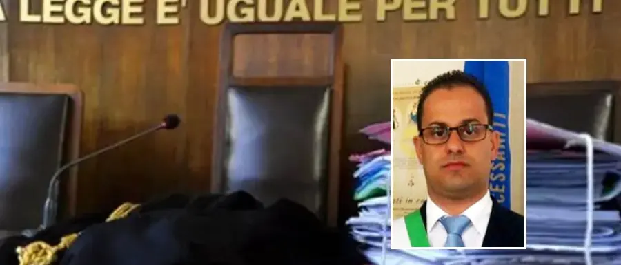 I “veleni” di Cessaniti: salta per la quarta volta l’udienza preliminare a carico dell’ex sindaco, non si trova un Gup