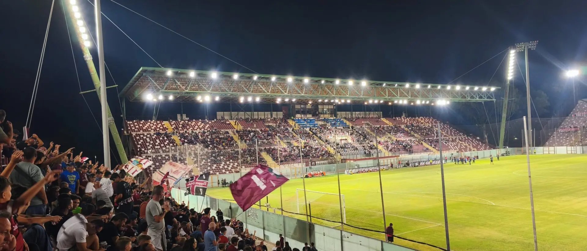 Reggina, esame di maturità lontano dal Granillo: a Castelnuovo Cilento contro la Gelbison per allungare la striscia vincente\n