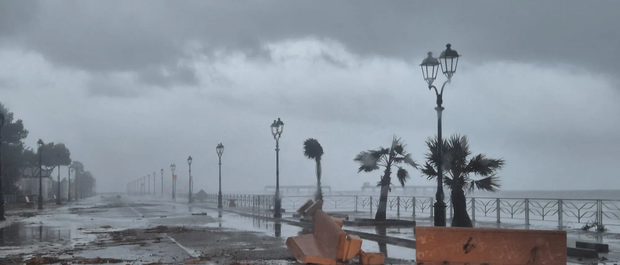 Ciclone Harry, Titengostretto: «Fuori luogo parlare del Ponte mentre i territori contano i danni»\n
