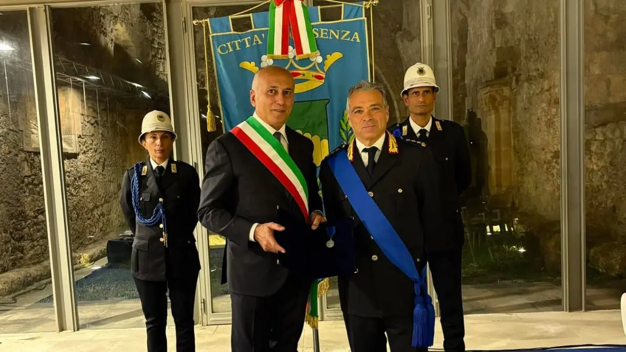 Cosenza, la Polizia Locale omaggia il patrono San Sebastiano: domani la festa del Corpo\n