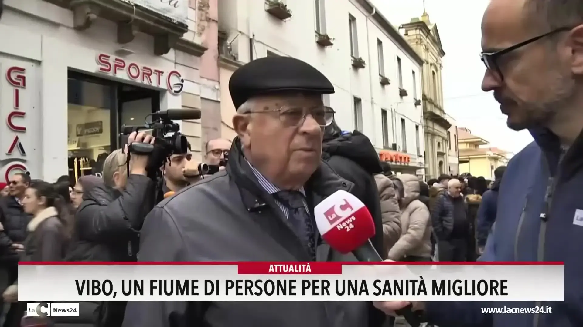 Vibo, un fiume di persone per una sanità migliore