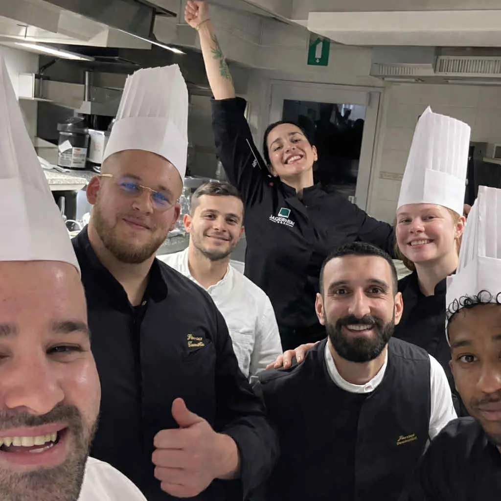 Il “pane cu cuccu” di Stefanaconi nel menù stellato: l’intuizione dello chef Fiorenzo Camillò conquista la Val Gardena\n