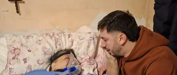 Il corpo come una gabbia di 200 chili, la battaglia della 60enne di Pizzo per tornare a respirare e a vivere\n