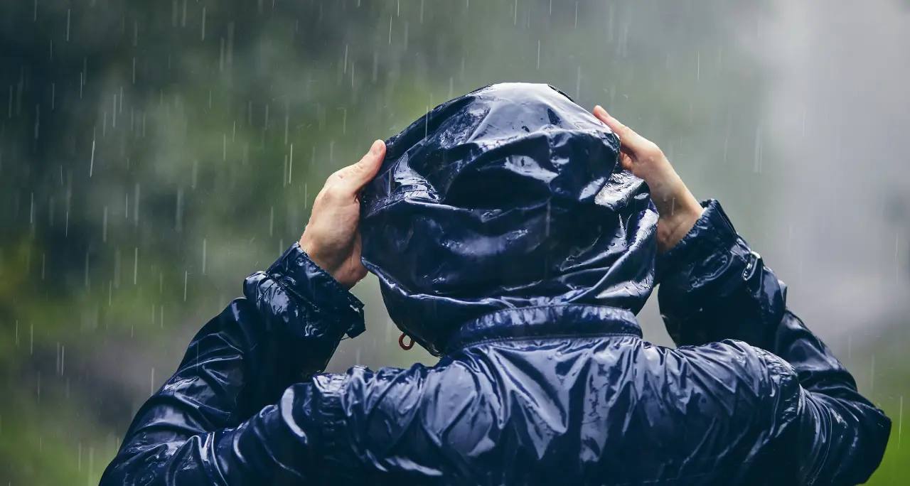 Il maltempo in Calabria sta per arrivare con temporali, grandinate e forti venti. In calo le temperature\n