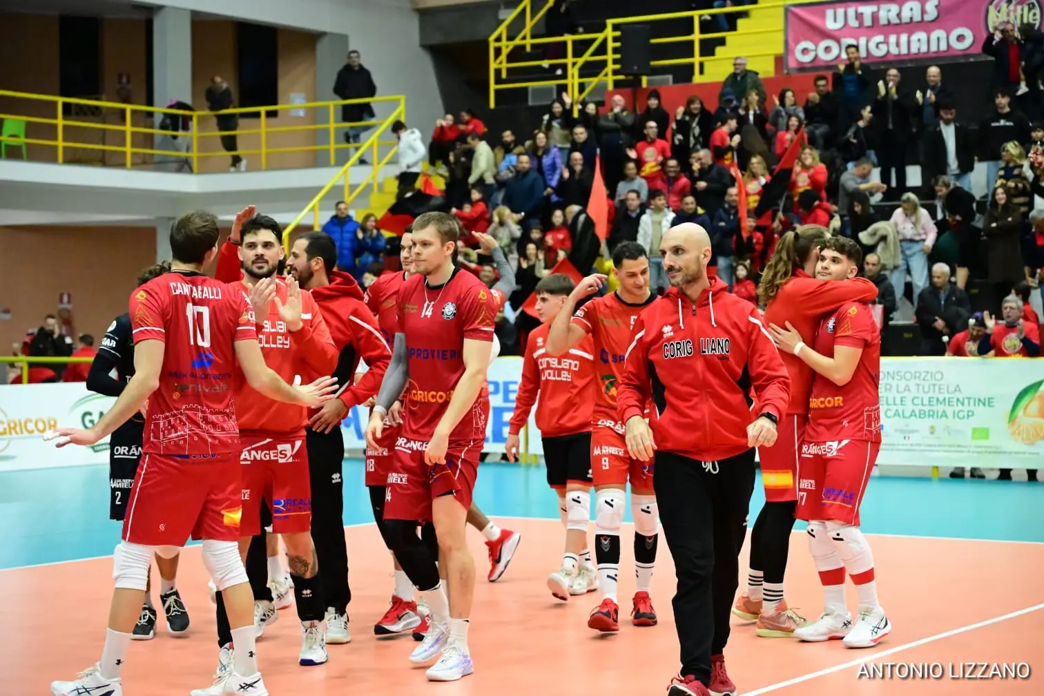 Coppa Italia di Volley, la Sprovieri Corigliano guarda al Taviano.\u00A0De Patto: «Con serenità e determinazione possiamo giocarcela»\n
