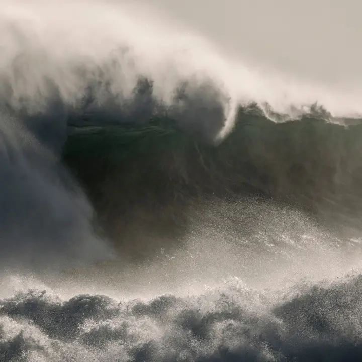 Il ciclone Harry come\u00A0uno tsunami: onda record di 16,66 metri, è la più alta mai registrata nel Mediterraneo\n