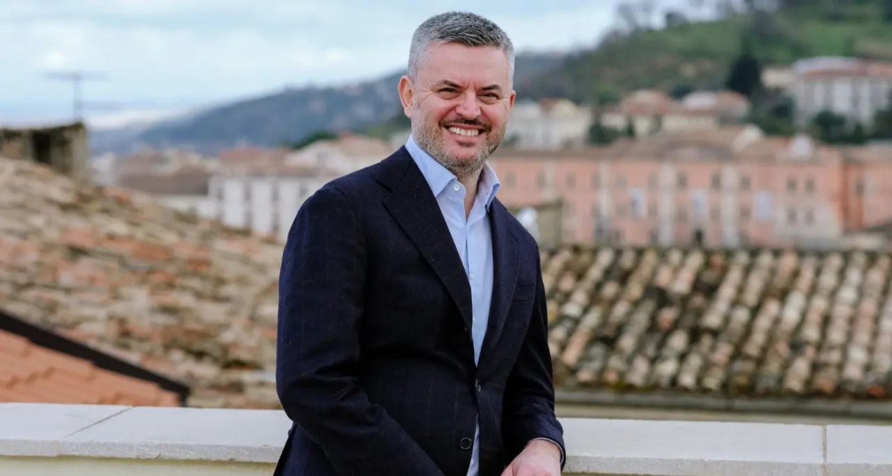 Mancini (indagato per diffamazione) annuncia la sua candidatura a sindaco di Cosenza\n