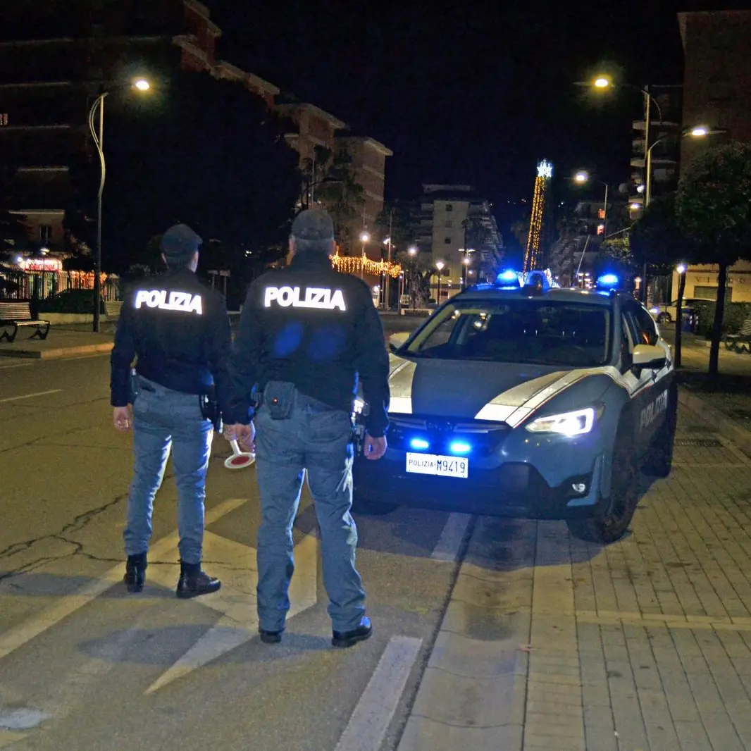 Cosenza, stretta antidroga e ordine pubblico: arresti, denunce e Daspo\n