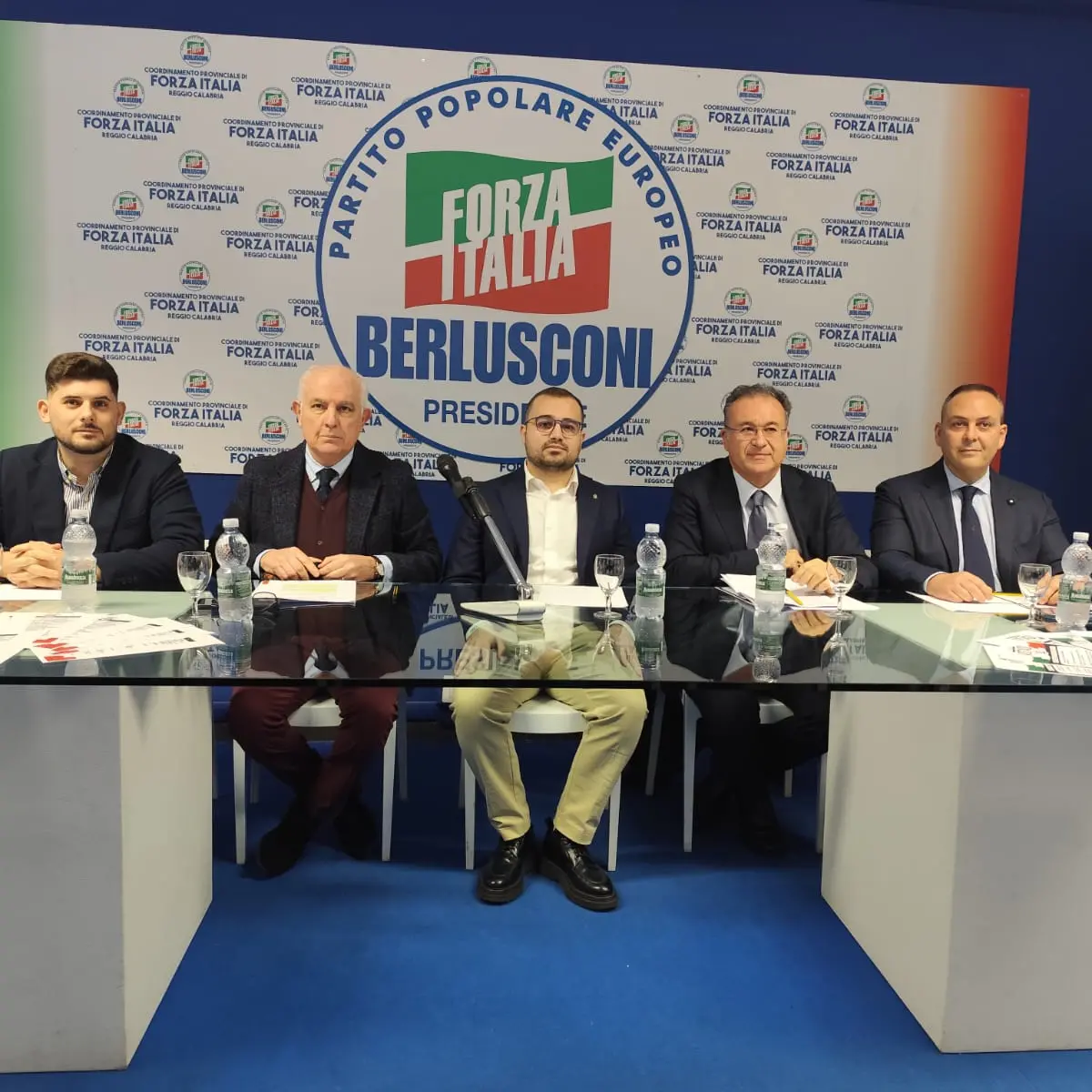Nasce il Comitato azzurro “per il si” alla Riforma: «È solo una nuova veste architettonica a ciò che c’è già»\n