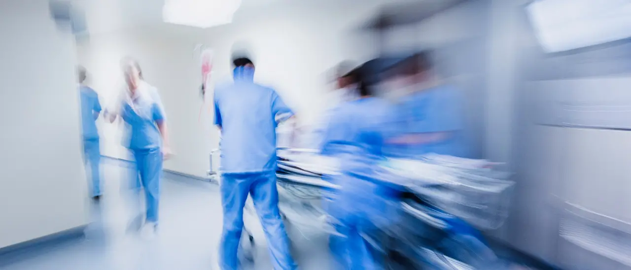 Sanità in Calabria: chi può curarsi deve pagare, chi non può rinuncia a una\u00A0vita dignitosa\n