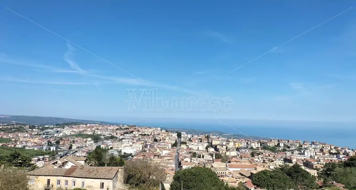 Intimidazioni a Vibo, Cisl Magna Grecia: «Segnali gravi da non sottovalutare, serve una risposta unitaria»\n