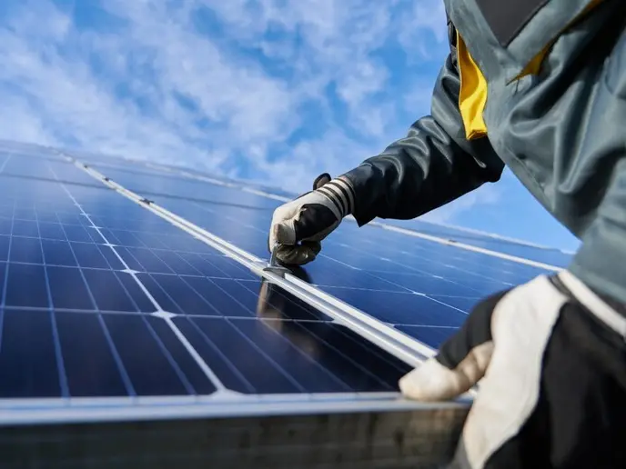 Efficienza energetica, oltre 4,7 milioni di euro a 14 Comuni vibonesi: ecco quali sono e quanto incassano