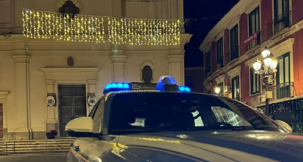 Crotone, per motivi sentimentali cerca di uccidere un uomo: arrestato per tentato omicidio\n