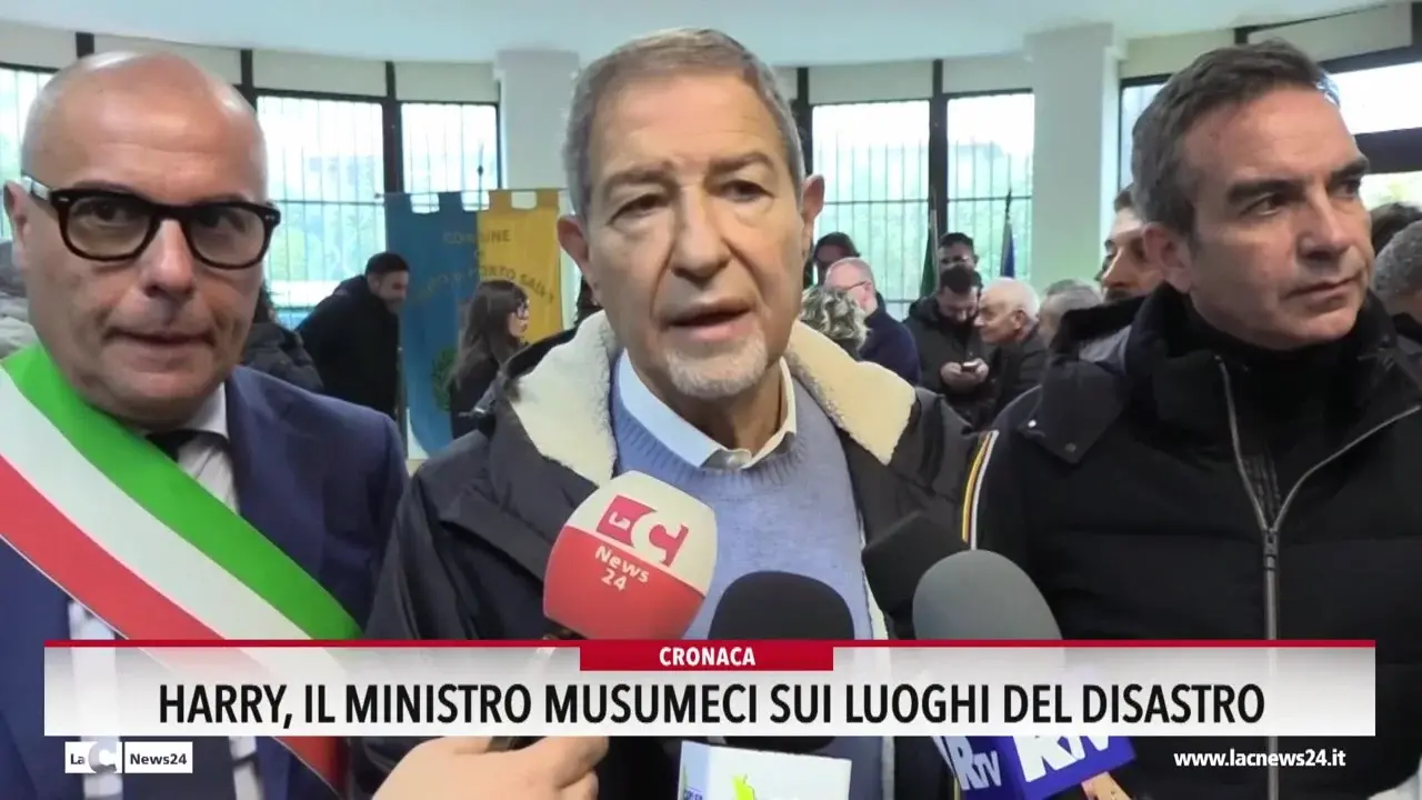 Harry, il ministro Musumeci sui luoghi del disastro