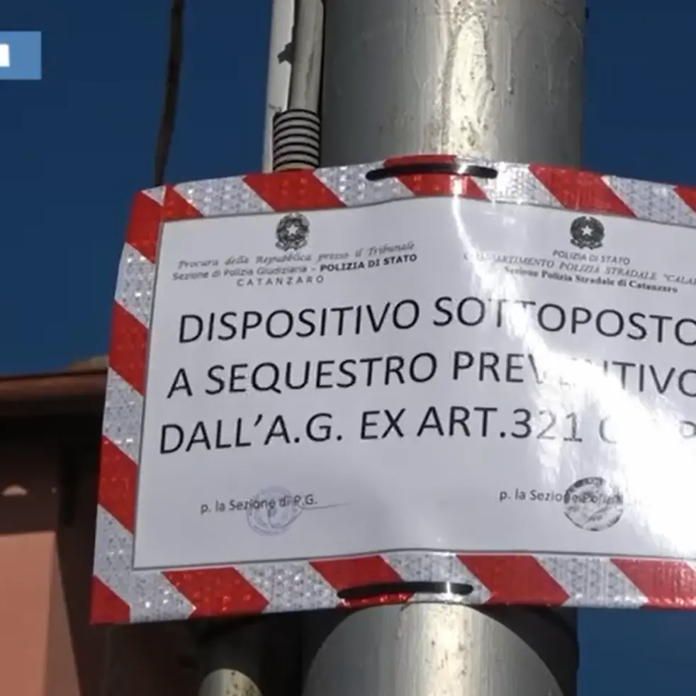 Autovelox, in Calabria i limiti sulle installazioni fanno crollare del 14% gli incassi da multe stradali\n