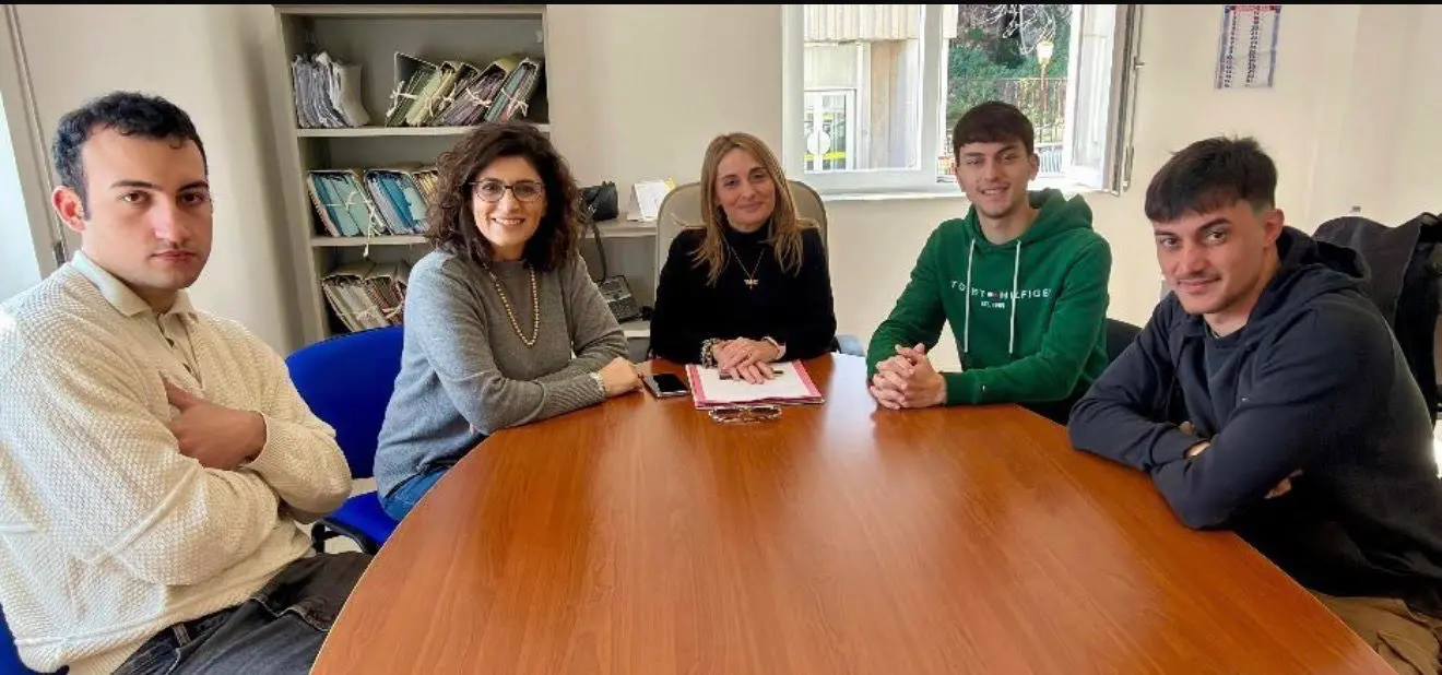 Servizi Sociali, nuovo impulso al Welfare: riunione operativa e primo confronto con la dirigente Ruffolo\n