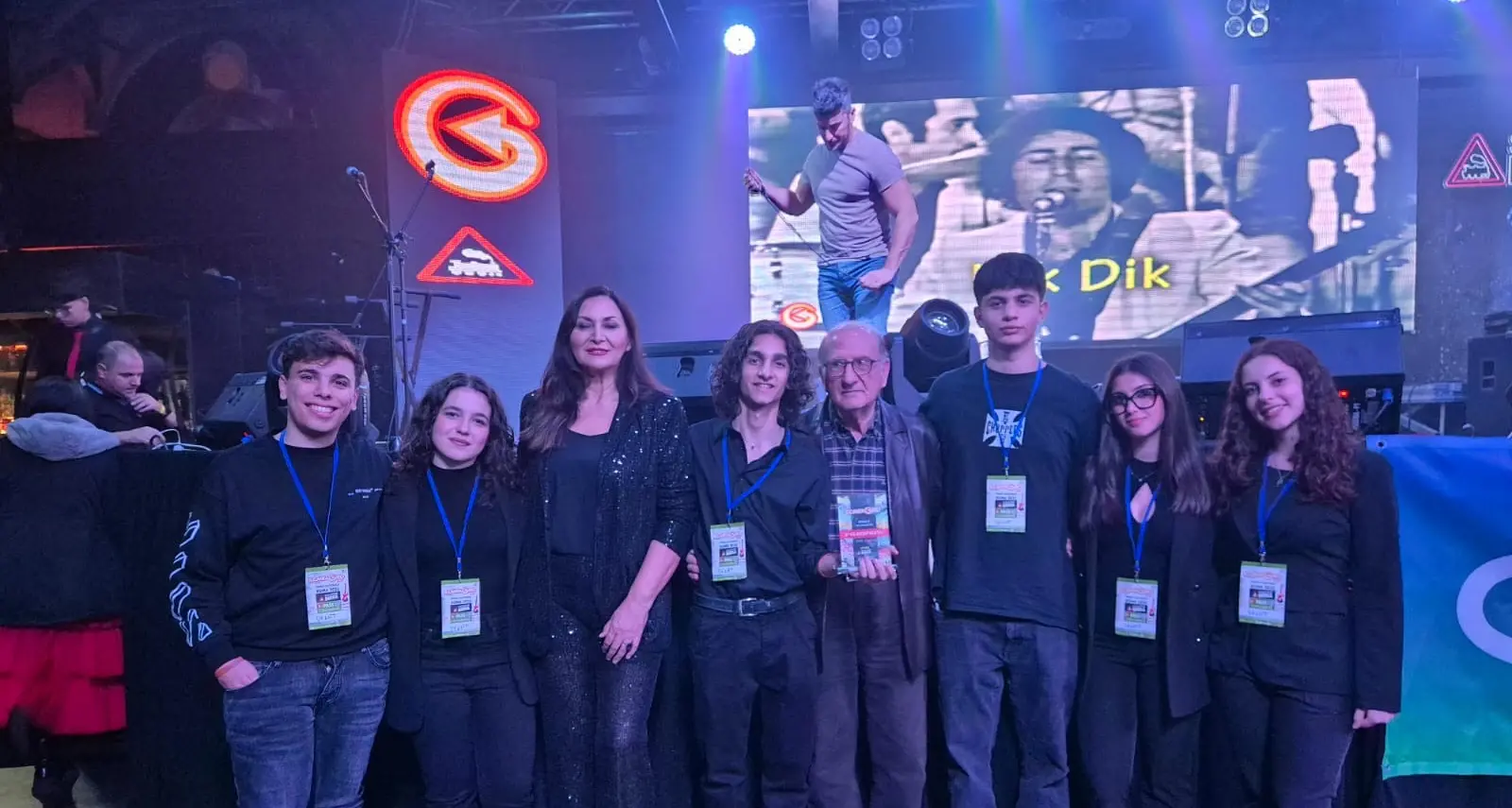 Dal Liceo Scientifico di Soverato al palco del Cantagiro:\u00A0la band del Guarasci Calabretta conquista il secondo posto al concorso nazionale\u00A0\n