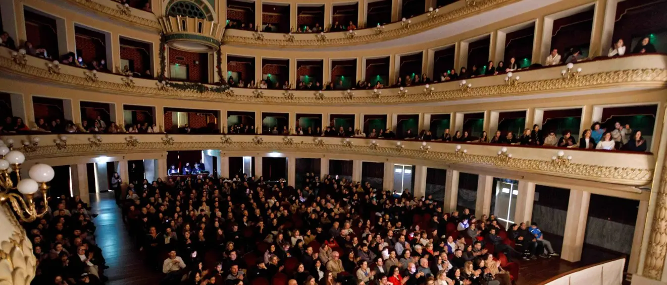 A Reggio l’arte che unisce: al teatro Cilea la magia del teatro e della danza\u00A0\n