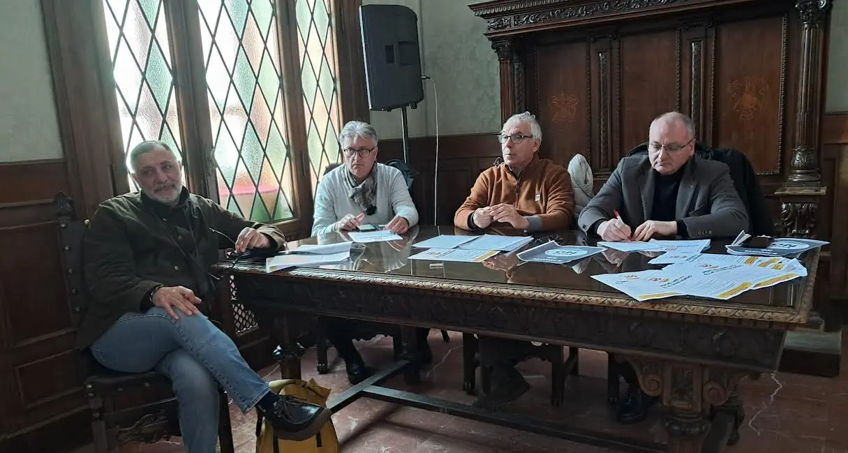 Presentato Comitato catanzarese per il NO: «La Costituzione non si piega alla convenienza politica».