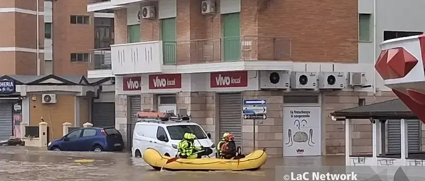 Calabria ferita e ignorata: il ciclone Harry e quel silenzio dei media nazionali che pesa come una condanna storica\n