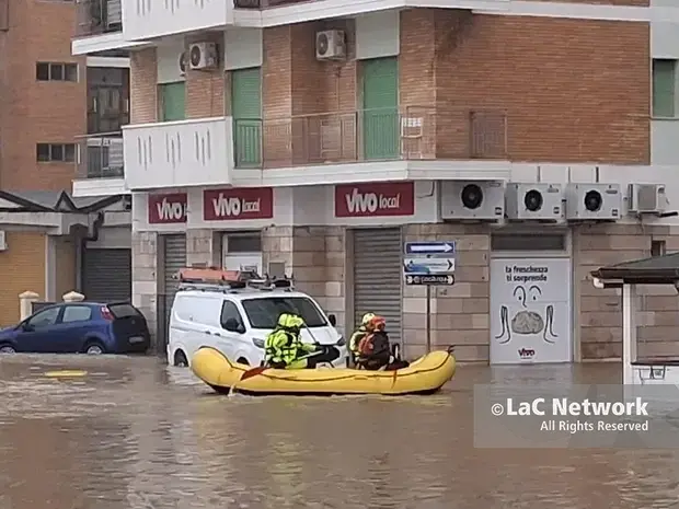 Calabria ferita e ignorata: il ciclone Harry e quel silenzio dei media nazionali che pesa come una condanna storica