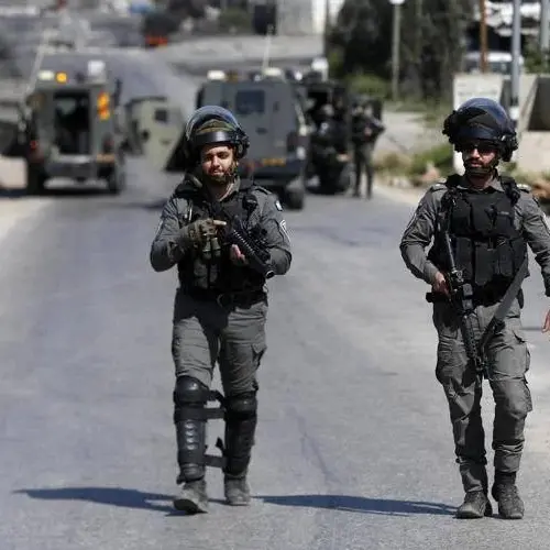 Colono armato minaccia due carabinieri vicino a Ramallah\n